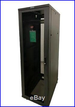 APC AR2400 42U Data Center Standard Rack NetShelter SV Server Cabinet Enclosure